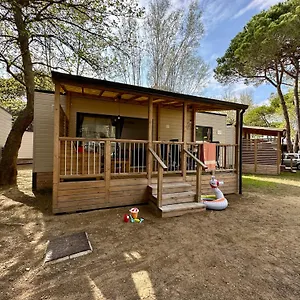 Estivo Premium Deluxe Mobile Homes On Ca Savio Campeggio